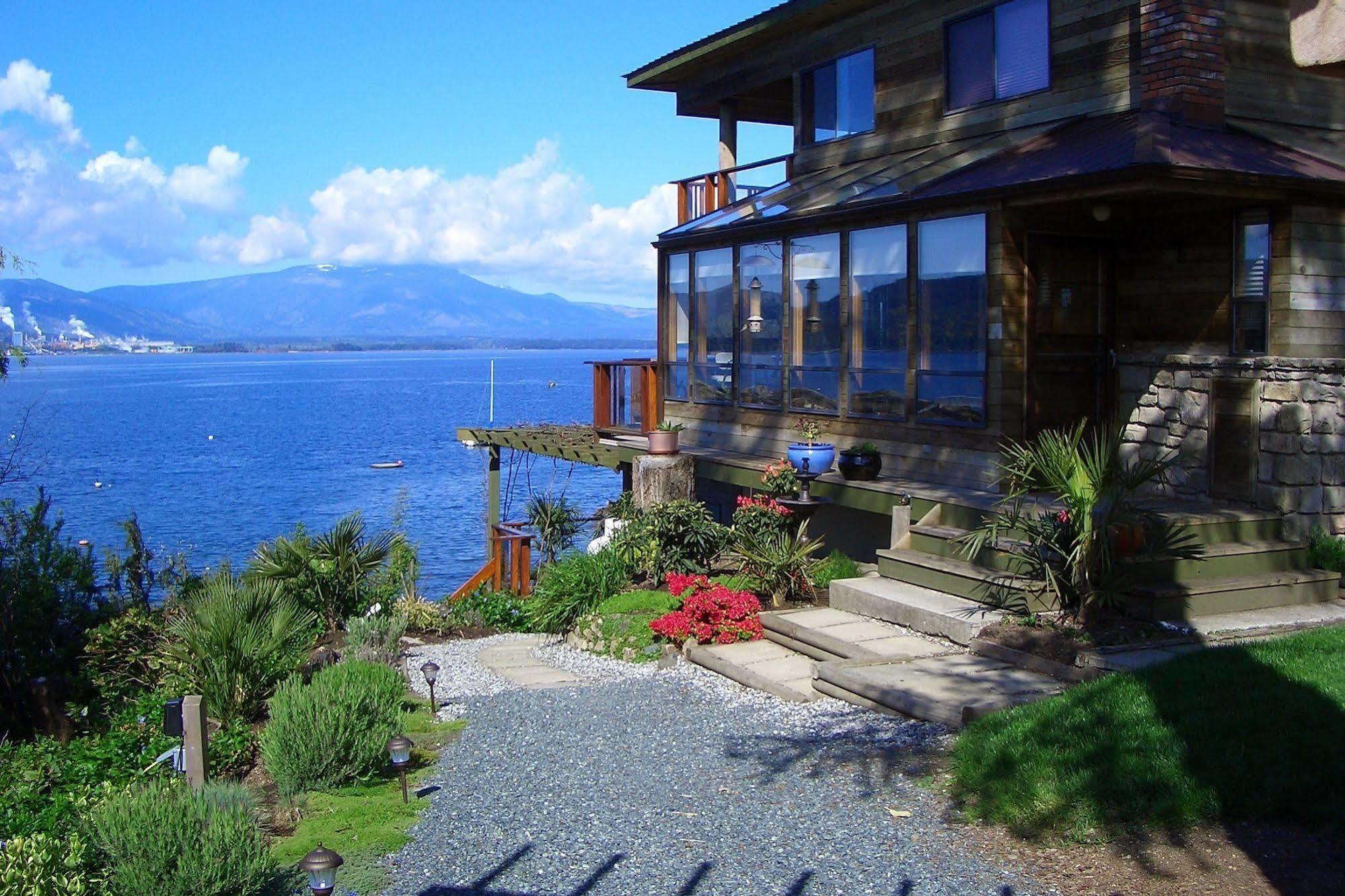 Beachfront At Vesuvius Hotel Ganges Bagian luar foto